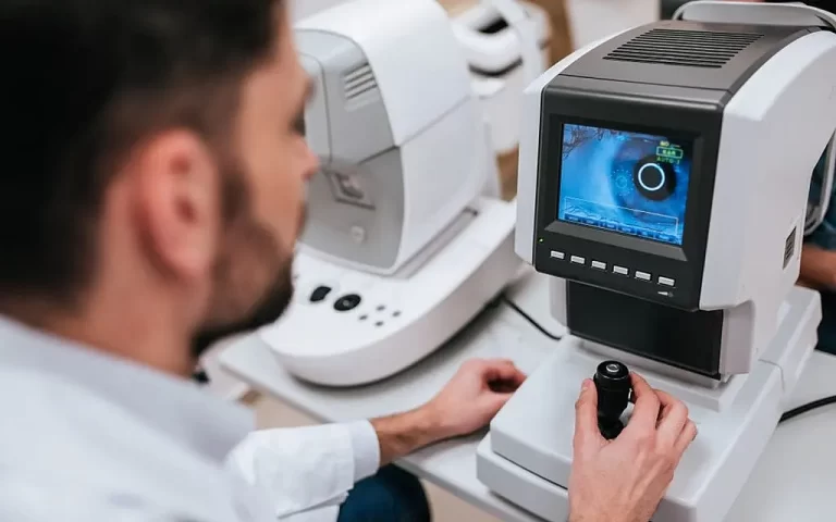 eye test for driving license near me